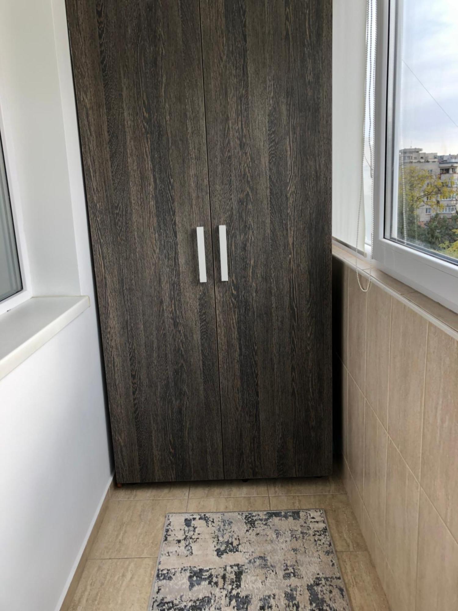 Adrian Home Libra بلوييست المظهر الخارجي الصورة